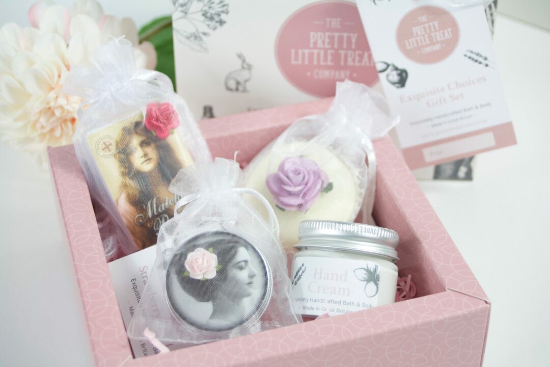 Exquisite Choices Gift Set - Image 6